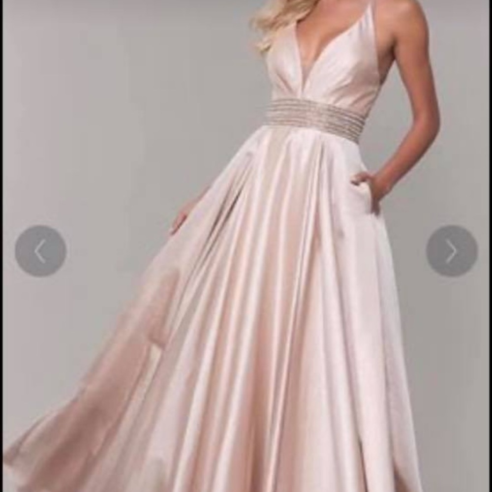 Dave and Johnny formal gown in Blush